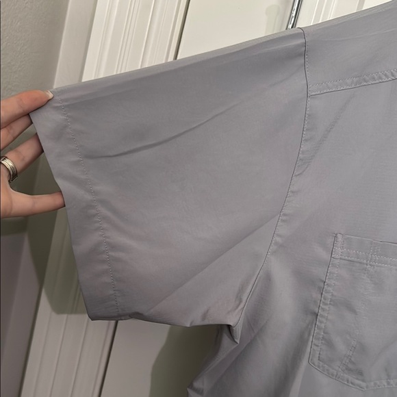 Columbia Gray Casual Button Down Shirt dry fit for Effortless Style - Picture 5 of 9
